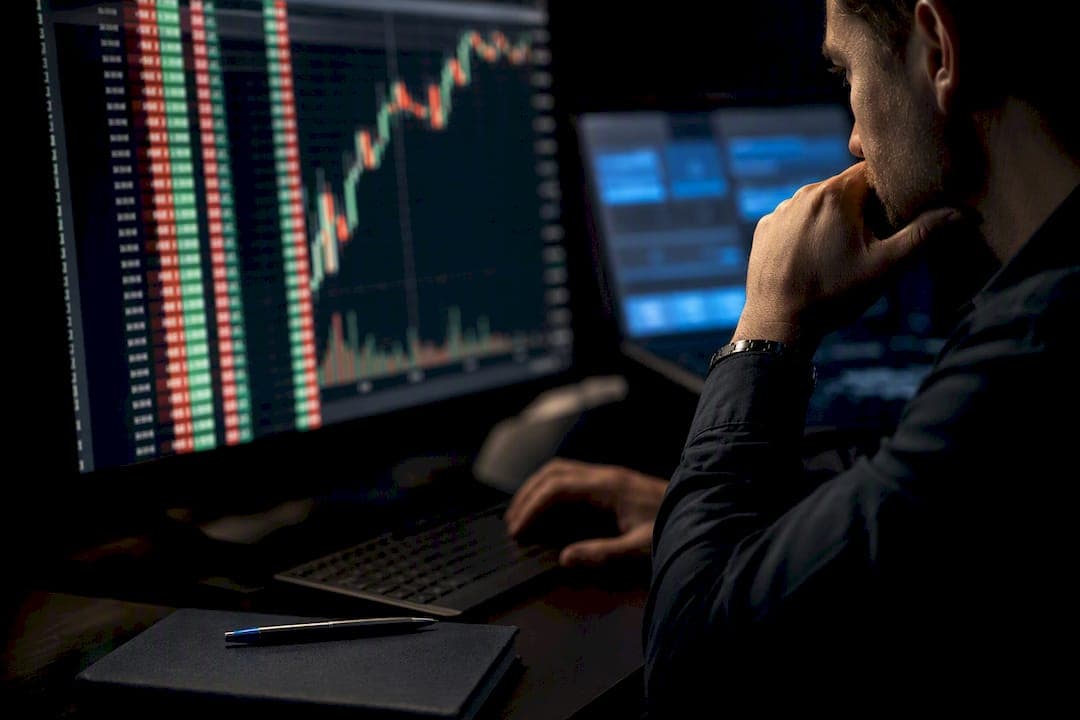 Fix Rounding and Lock Risk: Tick Size and Stops for Futures Traders